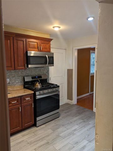 1333 Larboard Court, Uniondale, NY 11553