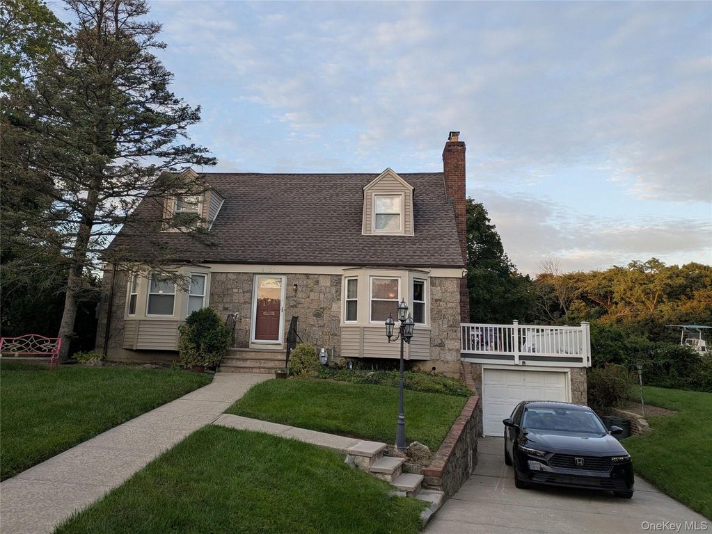 1333 Larboard Court, Uniondale, NY 11553 — exterior