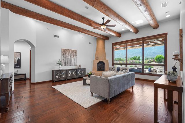 35 Apache Mesa Road, Placitas, NM 87043