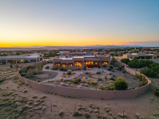 35 Apache Mesa Road, Placitas, NM 87043