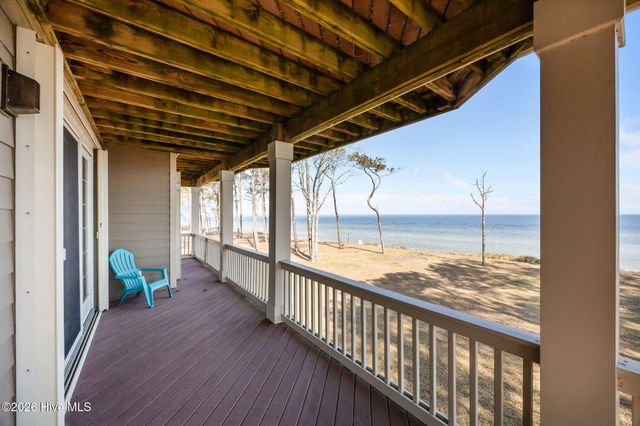 486 Sandy Point Drive, Beaufort, NC 28516