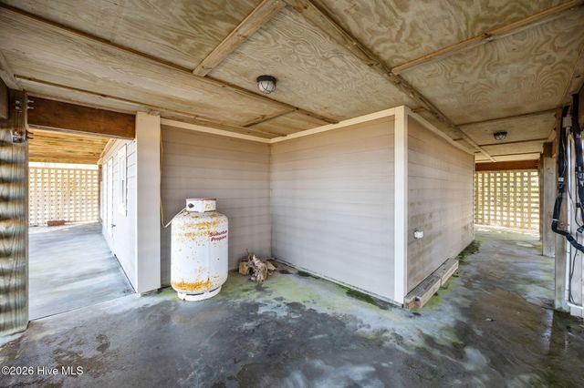 486 Sandy Point Drive, Beaufort, NC 28516