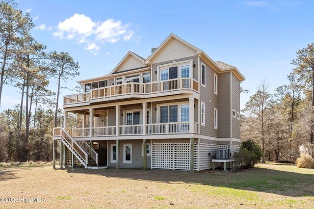 486 Sandy Point Drive, Beaufort, NC 28516