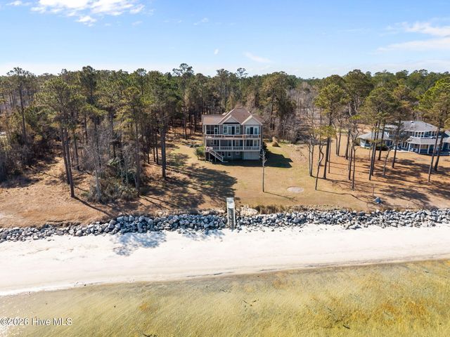 486 Sandy Point Drive, Beaufort, NC 28516