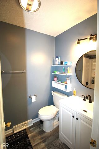 1055 Meridian Meadows Court, Greenwood, IN 46142