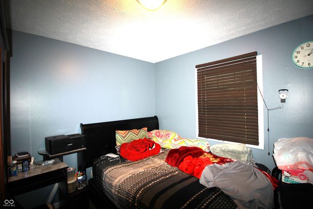 1055 Meridian Meadows Court, Greenwood, IN 46142