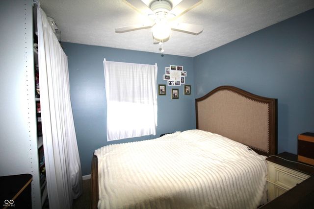 1055 Meridian Meadows Court, Greenwood, IN 46142