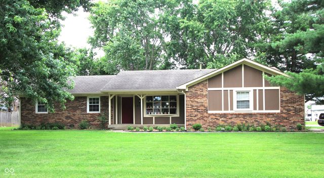 1055 Meridian Meadows Court, Greenwood, IN 46142