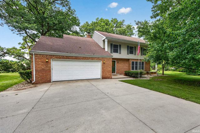 56039 Rio Lindo Drive, Elkhart, IN 46514
