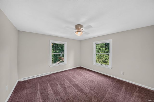 56039 Rio Lindo Drive, Elkhart, IN 46514