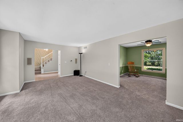 56039 Rio Lindo Drive, Elkhart, IN 46514