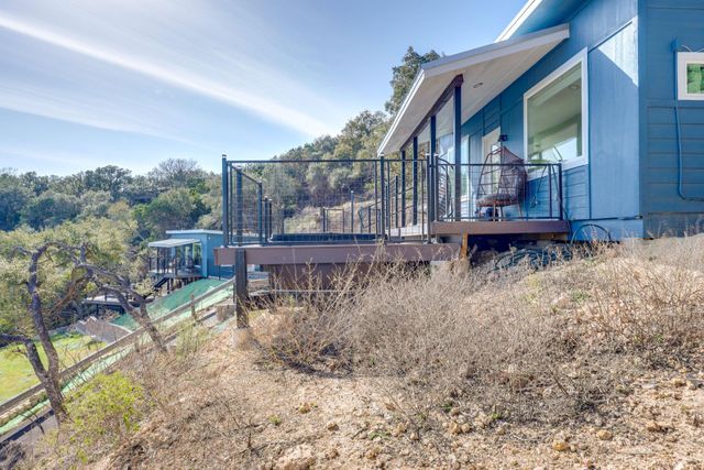 482 Dusty Saddle DR, Canyon Lake, TX 78133