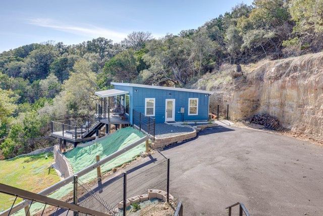 482 Dusty Saddle DR, Canyon Lake, TX 78133