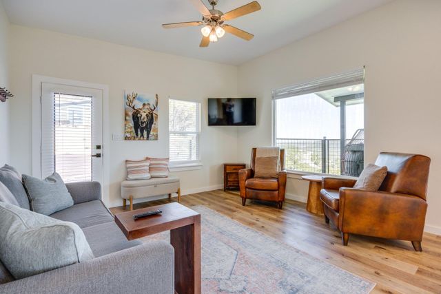 482 Dusty Saddle DR, Canyon Lake, TX 78133