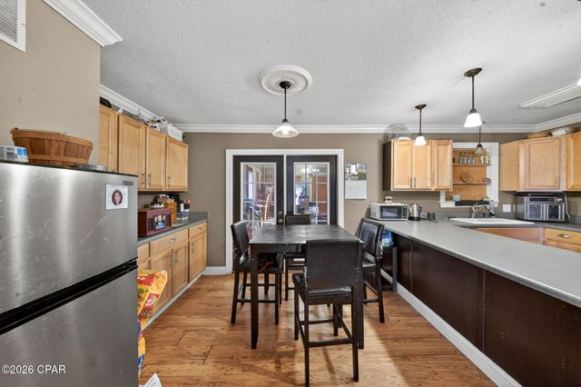 2001 Pritchard Street, Panama City, FL 32405