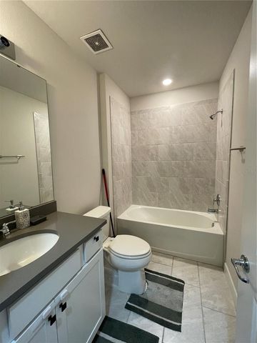 30543 THUNDERBIRD DR, Wesley Chapel, FL 33545