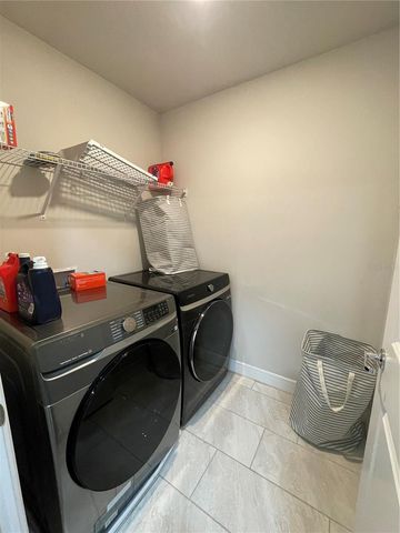 30543 THUNDERBIRD DR, Wesley Chapel, FL 33545