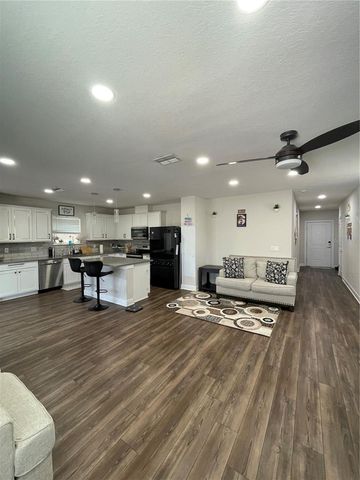 30543 THUNDERBIRD DR, Wesley Chapel, FL 33545