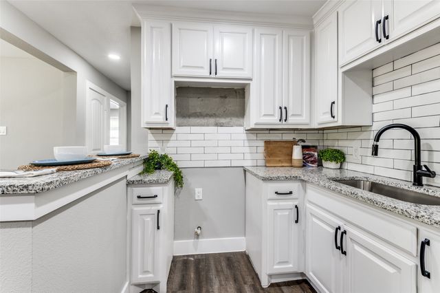 437 22nd Street NW, Grand Prairie, TX 75050