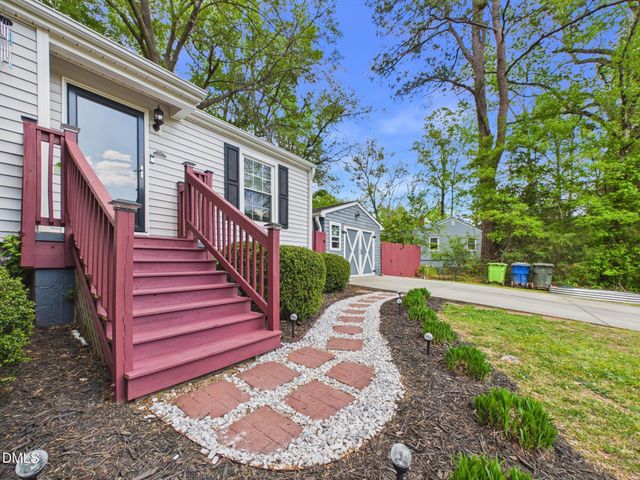 109 Blanchard Street, Raleigh, NC 27603