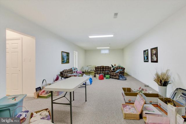 1456 WHEATFIELD DR, York, PA 17408