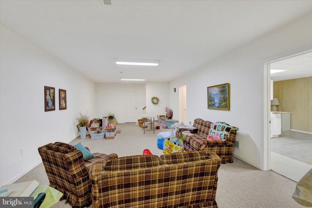 1456 WHEATFIELD DR, York, PA 17408