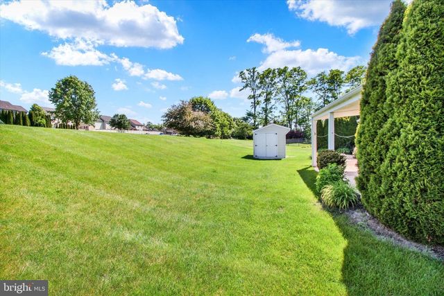 1456 WHEATFIELD DR, York, PA 17408
