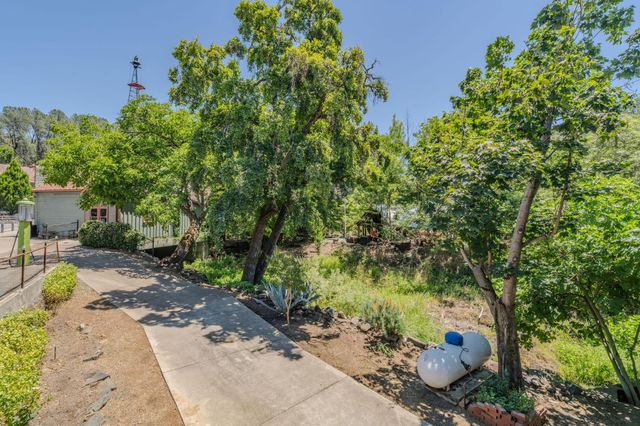 14211 State Hwy 49 St, Amador City, CA 95601
