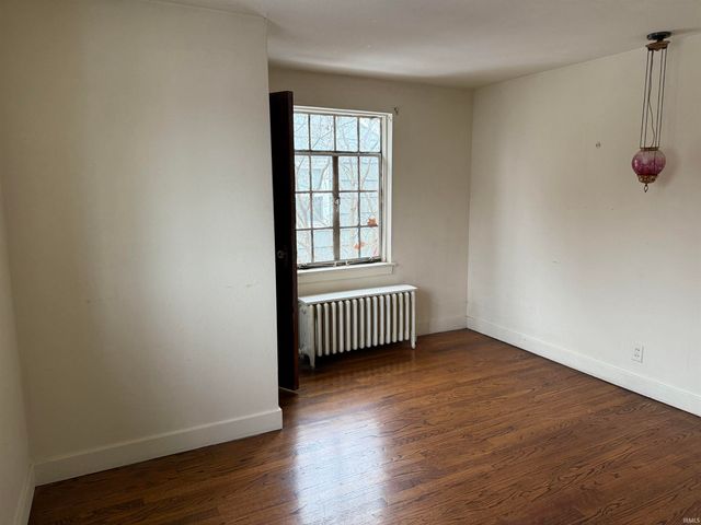 2007 Cedar Street, South Bend, IN 46617