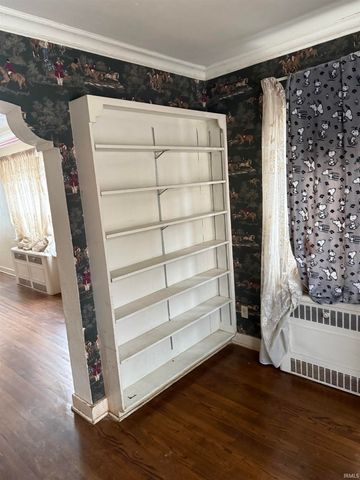 2007 Cedar Street, South Bend, IN 46617