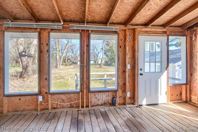 5447 Sitka Street, Burton, MI 48519