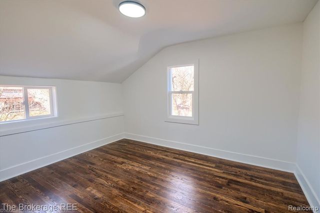 5447 Sitka Street, Burton, MI 48519