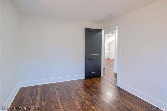 5447 Sitka Street, Burton, MI 48519