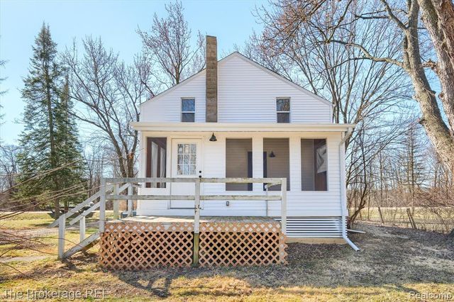 5447 Sitka Street, Burton, MI 48519