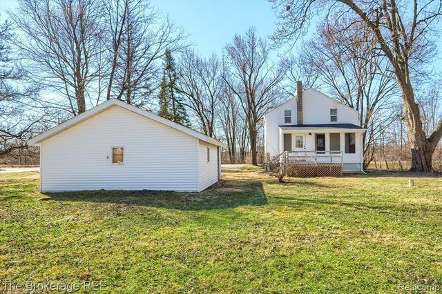 5447 Sitka Street, Burton, MI 48519