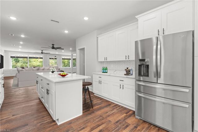 1848 Ballahack RD, Chesapeake, VA 23322