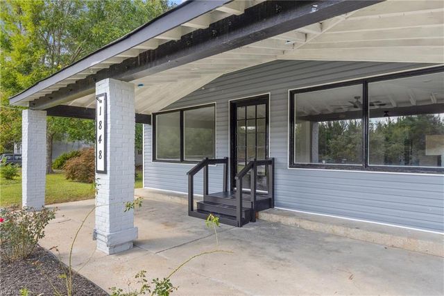 1848 Ballahack RD, Chesapeake, VA 23322