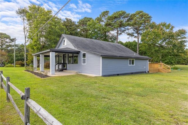 1848 Ballahack RD, Chesapeake, VA 23322