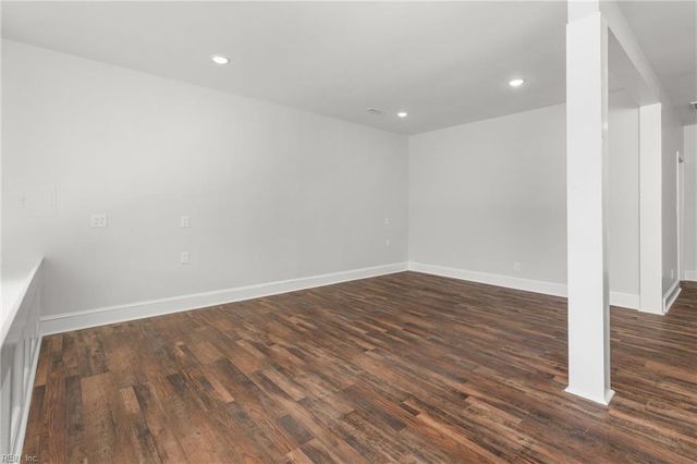 1848 Ballahack RD, Chesapeake, VA 23322