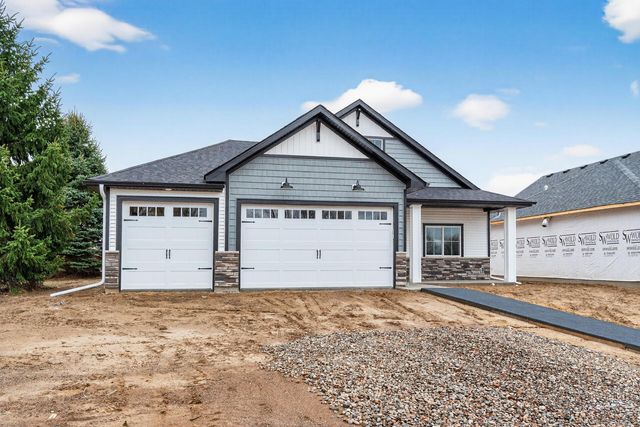 1231 Honeysuckle Lane, Cambridge, MN 55008