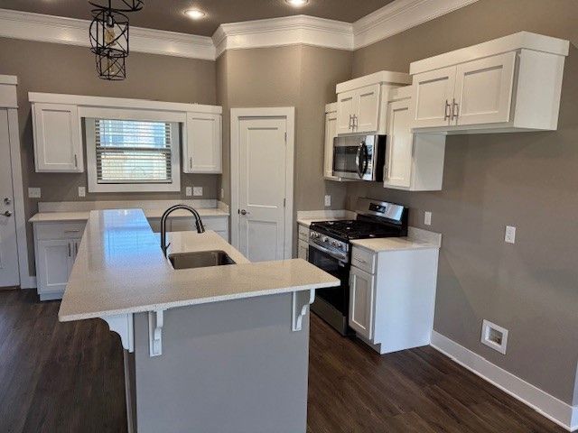 902 Round Top Street, Prairie Grove, AR 72753