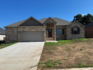 902 Round Top Street, Prairie Grove, AR 72753