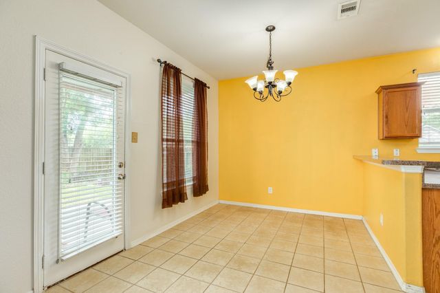 201 N Golden Oak Drive, Texas City, TX 77591
