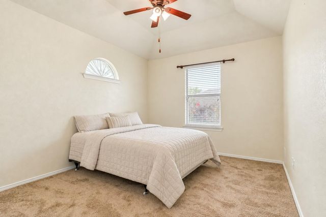 201 N Golden Oak Drive, Texas City, TX 77591