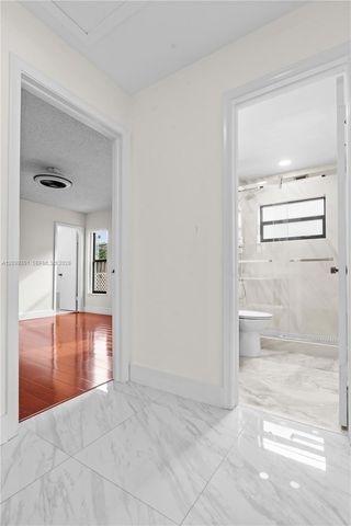 13522 SW 62nd St H-W, Miami, FL 33183