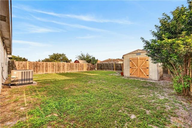 811 Gabriella Avenue, Pharr, TX 78577