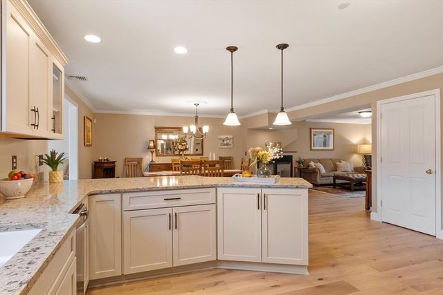 218 Rangeway Road 292, Billerica, MA 01862