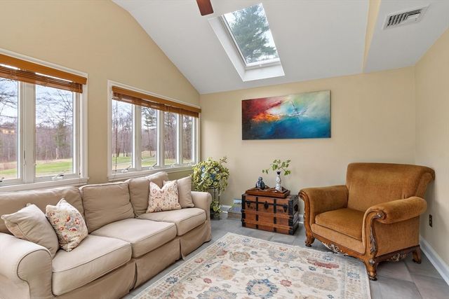 218 Rangeway Road 292, Billerica, MA 01862