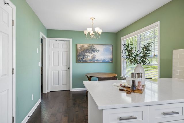 1321 Branchside Ct, Thompsons Station, TN 37179