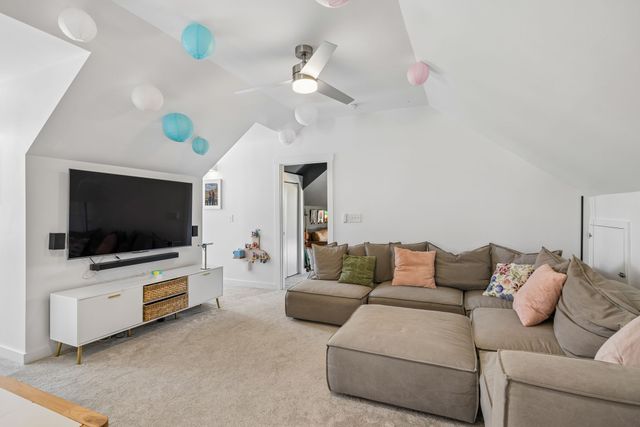 1321 Branchside Ct, Thompsons Station, TN 37179